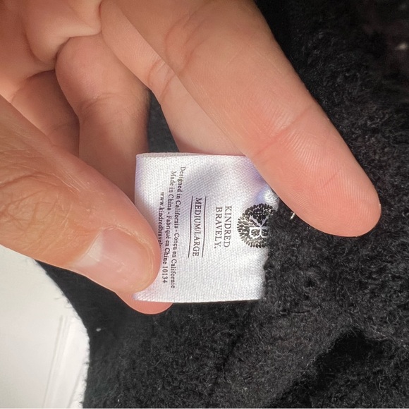 Worn once - kindred bravely - cardigan sweater - black - Picture 2 of 4